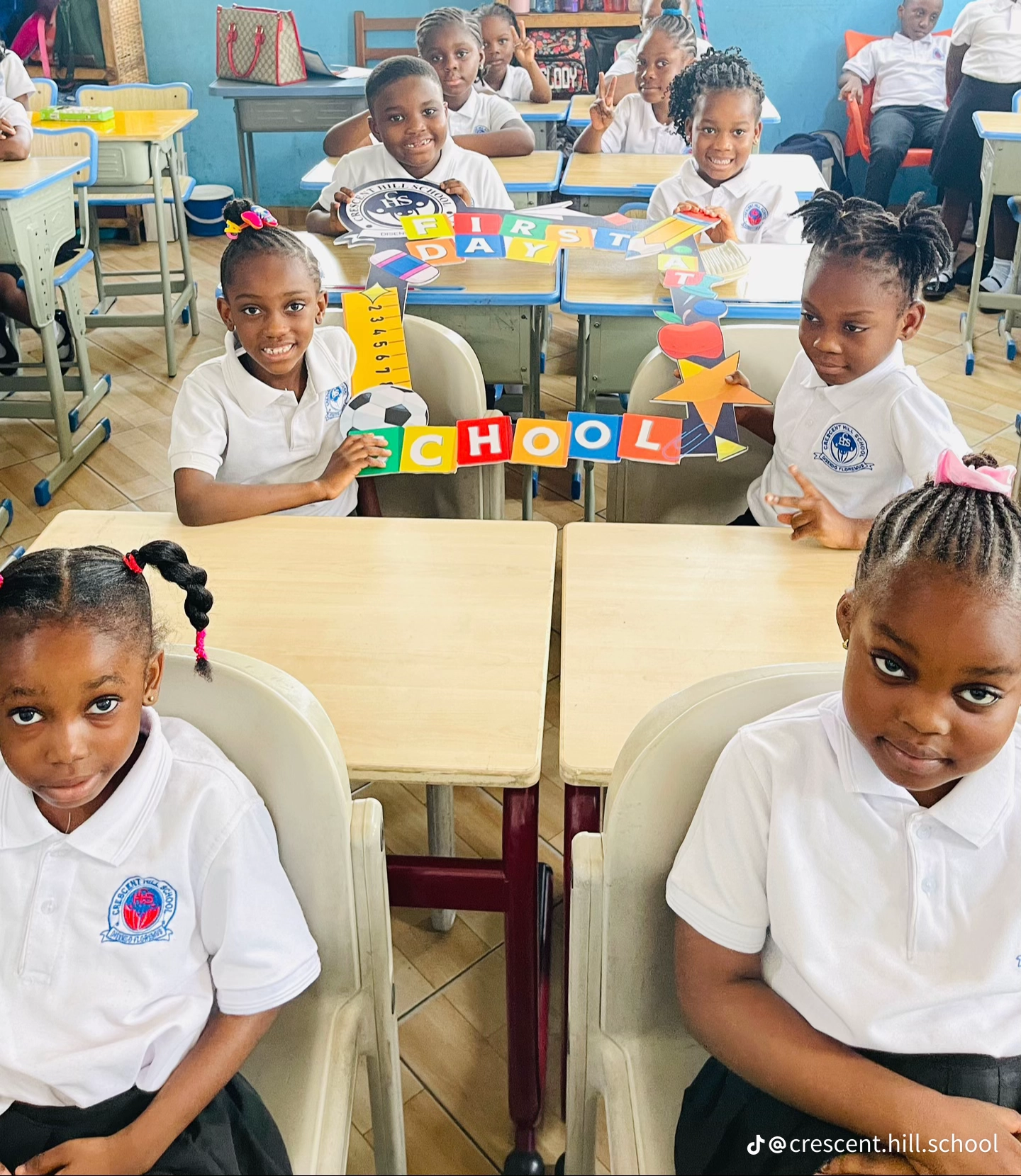 Crescent Hill School photo