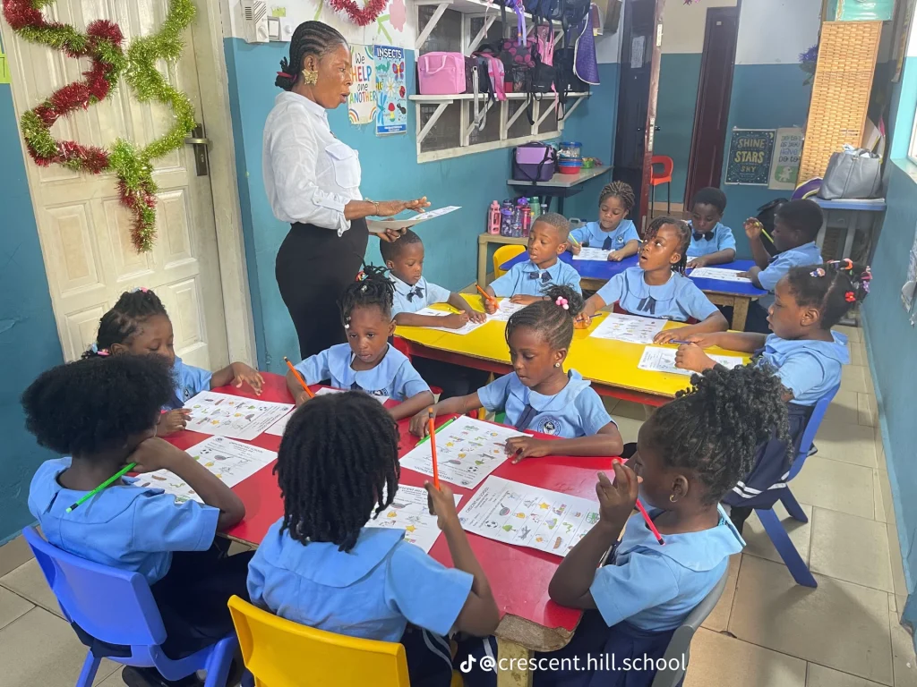 Crescent Hill School photo